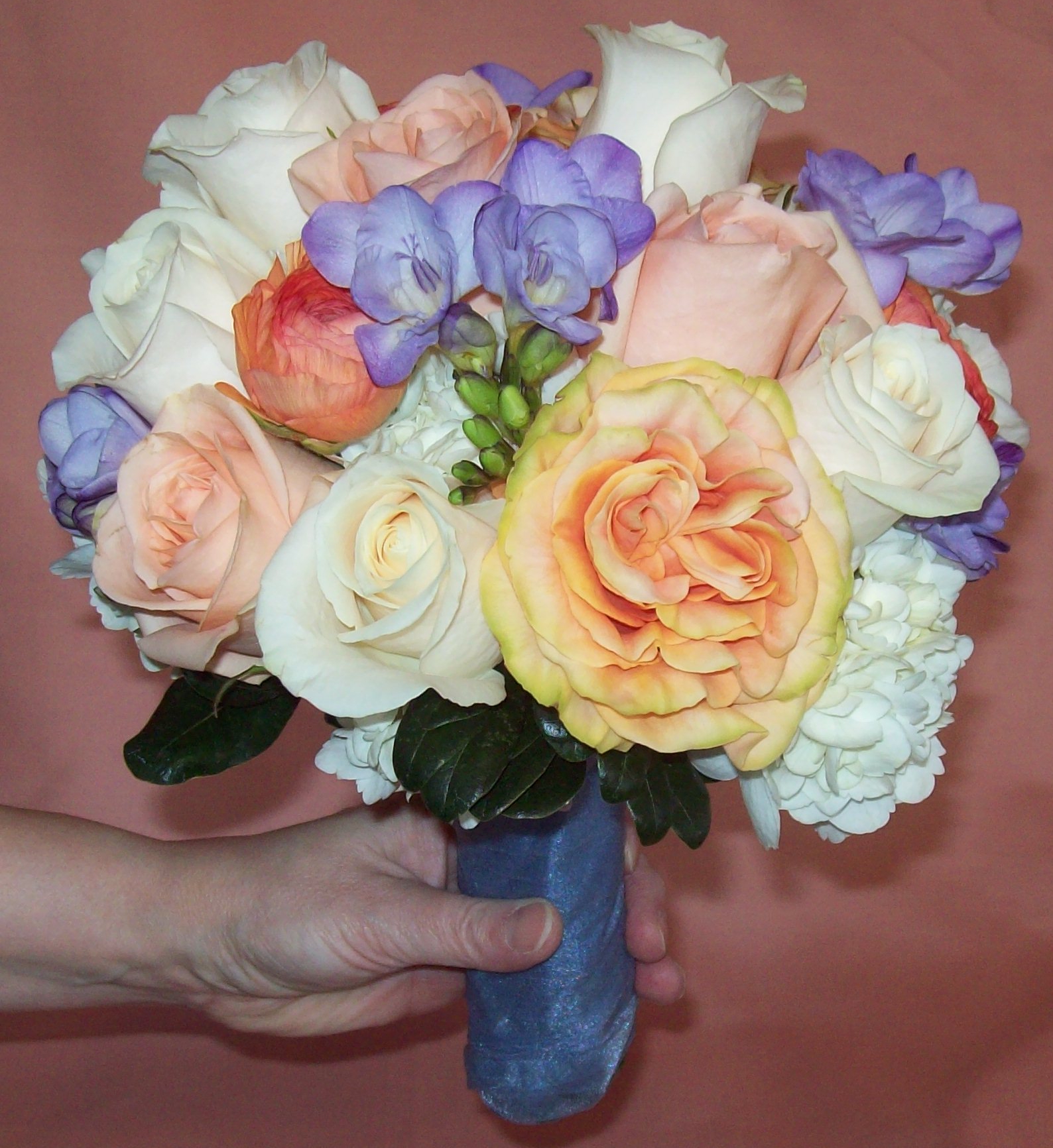 100-2052crop.jpg